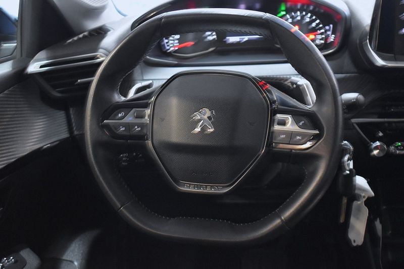 Peugeot 208 bild 10