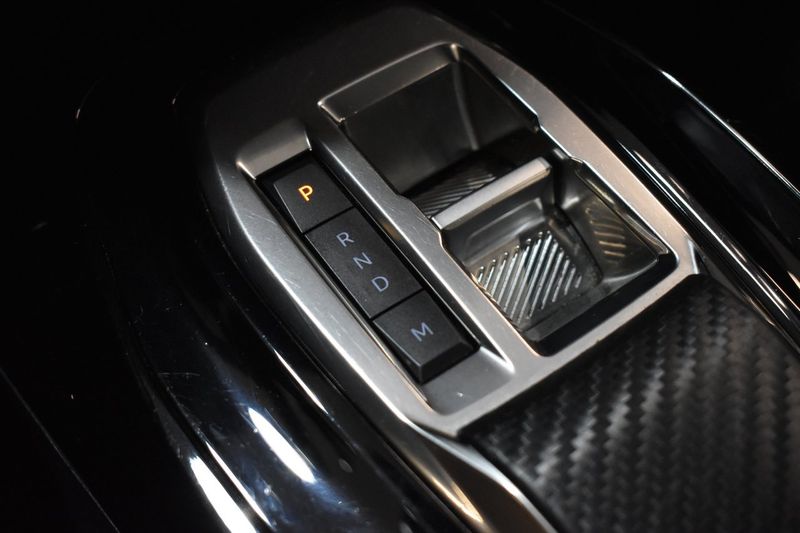 Peugeot 208 bild 11