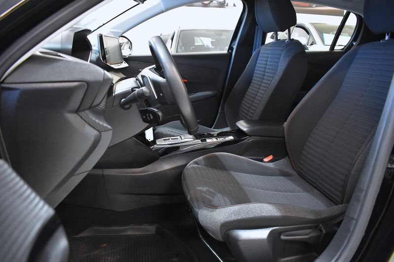 Peugeot 208 bild 8