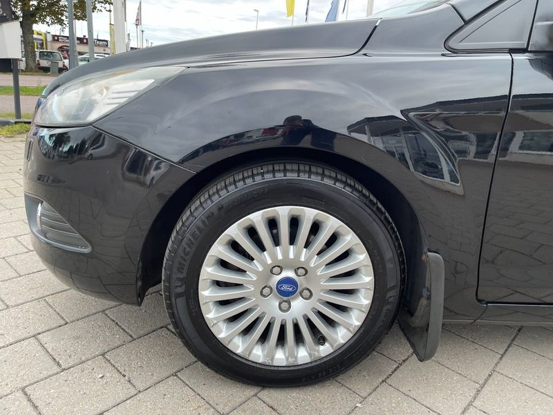 Ford Focus bild 9