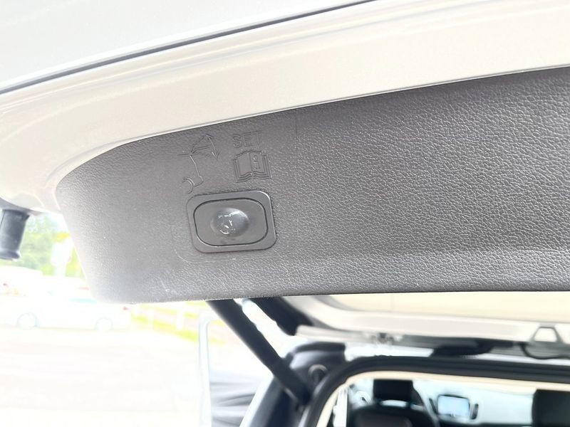 Ford Kuga bild 16