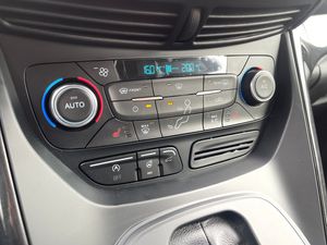 Ford Kuga bild 22