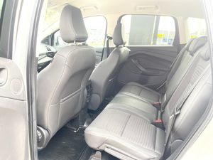Ford Kuga bild 14
