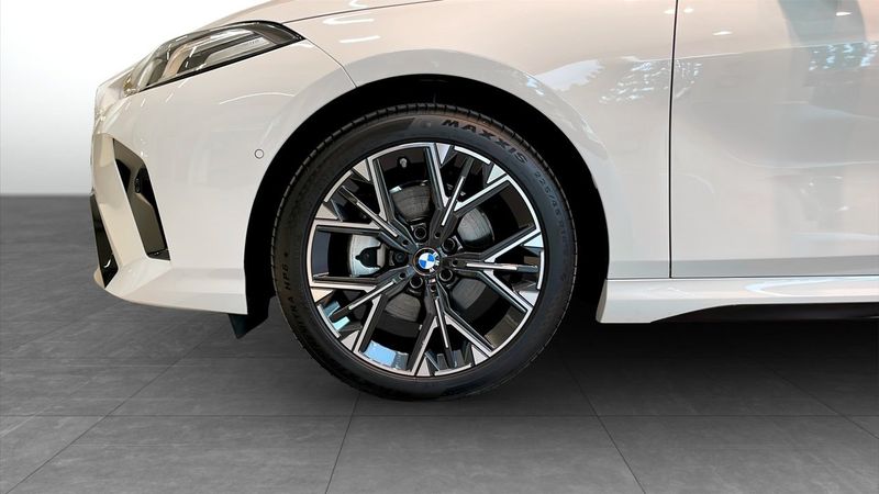 BMW 120 bild 9