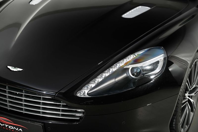 Aston Martin DB9 bild 8