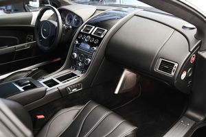 Aston Martin DB9 bild 25