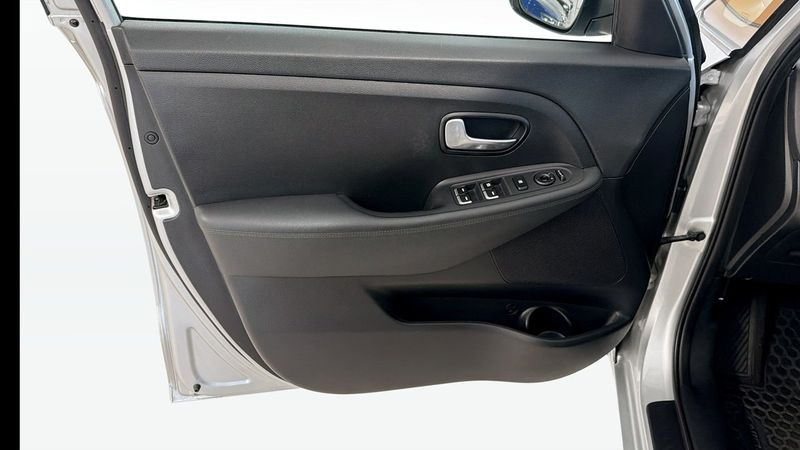 Kia Carens bild 11