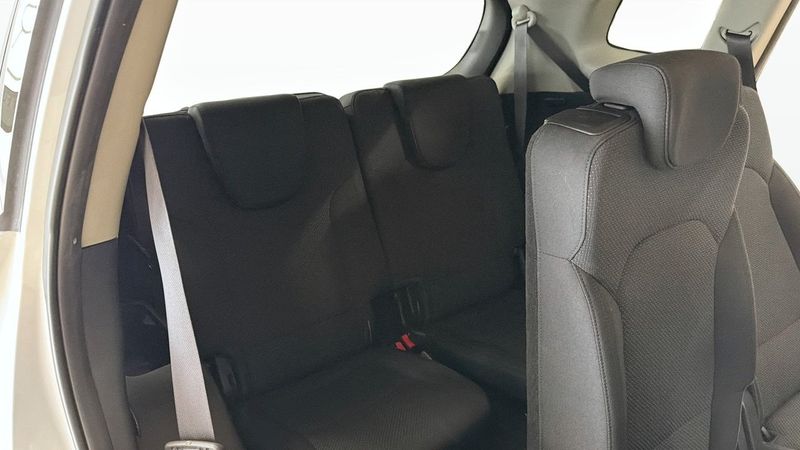 Kia Carens bild 20