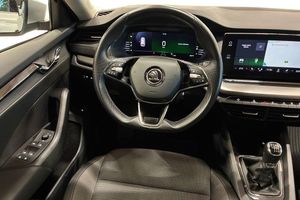 Skoda Octavia bild 8