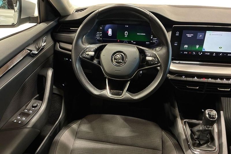 Skoda Octavia bild 8