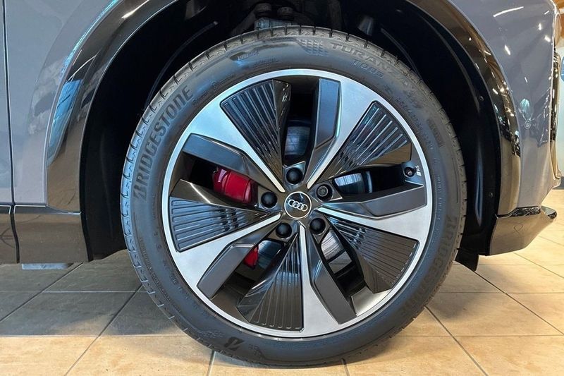 Audi Q6 e-tron bild 5