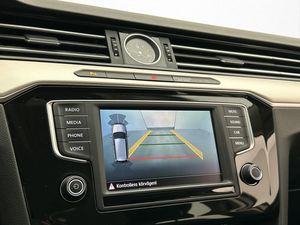 Volkswagen Passat bild 20