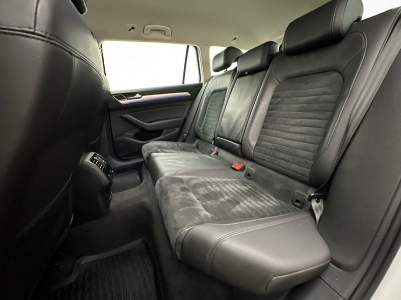 Volkswagen Passat bild 26