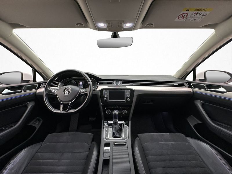 Volkswagen Passat bild 13