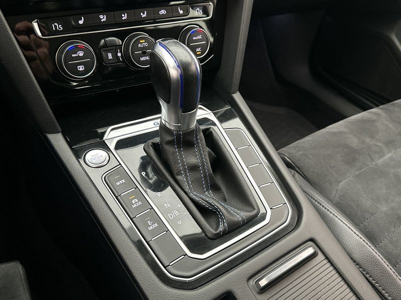 Volkswagen Passat bild 23