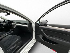 Volkswagen Passat bild 24
