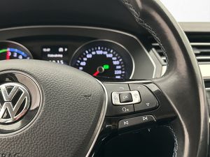 Volkswagen Passat bild 18