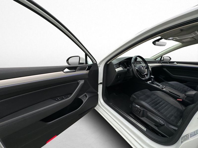 Volkswagen Passat bild 11