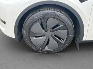 Tesla Model Y bild 29