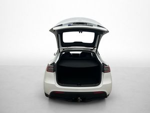 Tesla Model Y bild 27