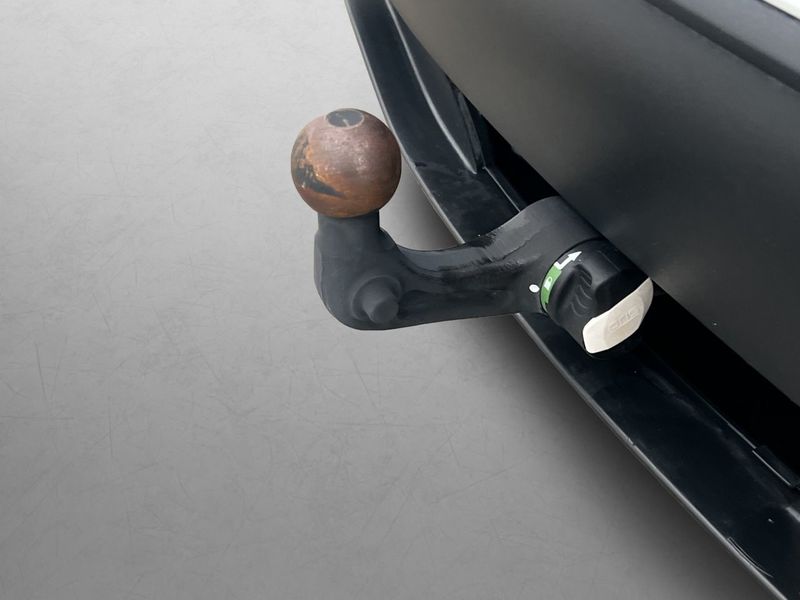 Tesla Model Y bild 10