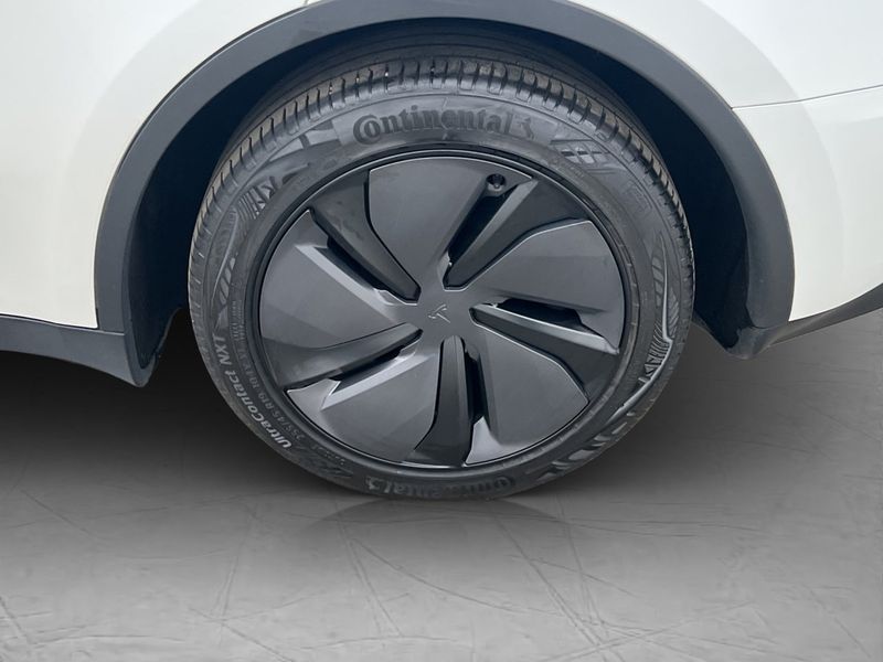 Tesla Model Y bild 30
