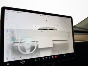 Tesla Model Y bild 20