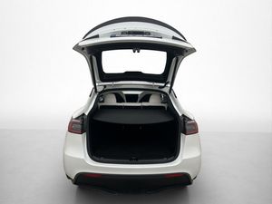 Tesla Model Y bild 28