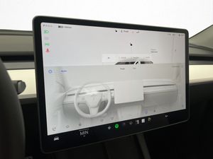 Tesla Model Y bild 22