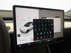 Tesla Model Y bild 19