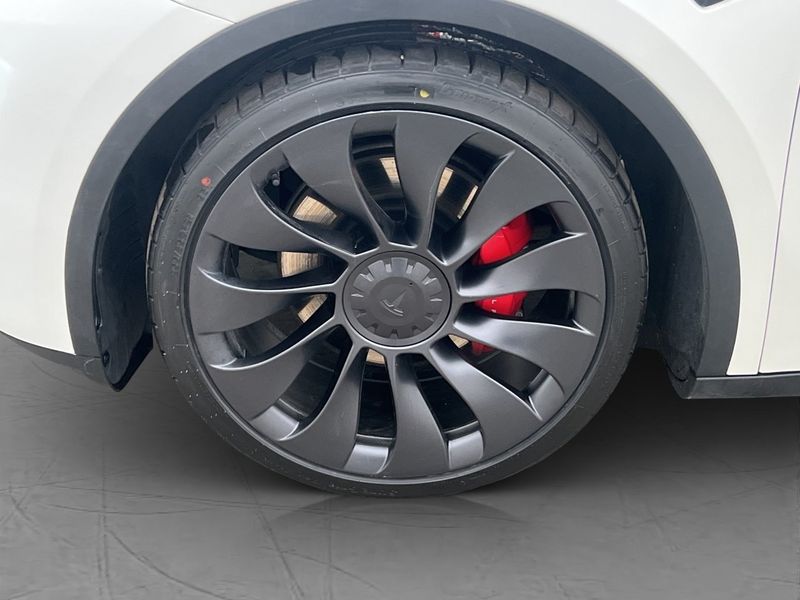 Tesla Model Y bild 30