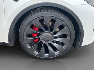 Tesla Model Y bild 33
