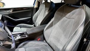 Volkswagen Passat bild 8