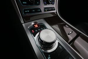 Jaguar XF bild 20