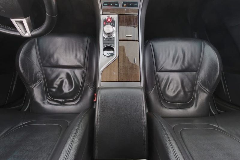 Jaguar XF bild 17