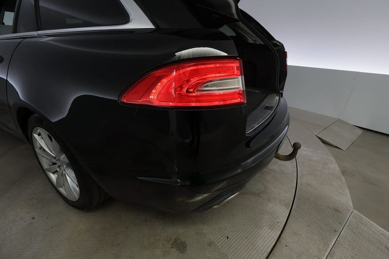 Jaguar XF bild 7