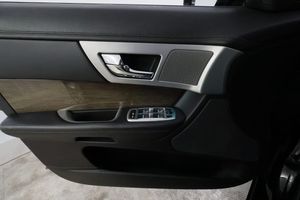 Jaguar XF bild 29