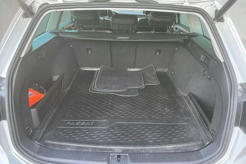 Volkswagen Passat bild 9