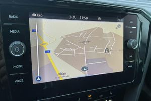 Volkswagen Passat bild 11
