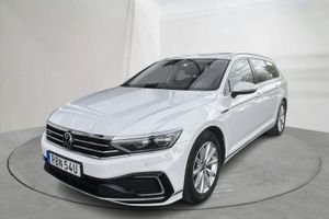 Volkswagen Passat bild 1