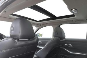 BMW 330 bild 13