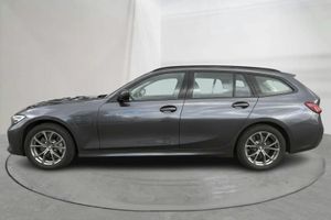 BMW 330 bild 2