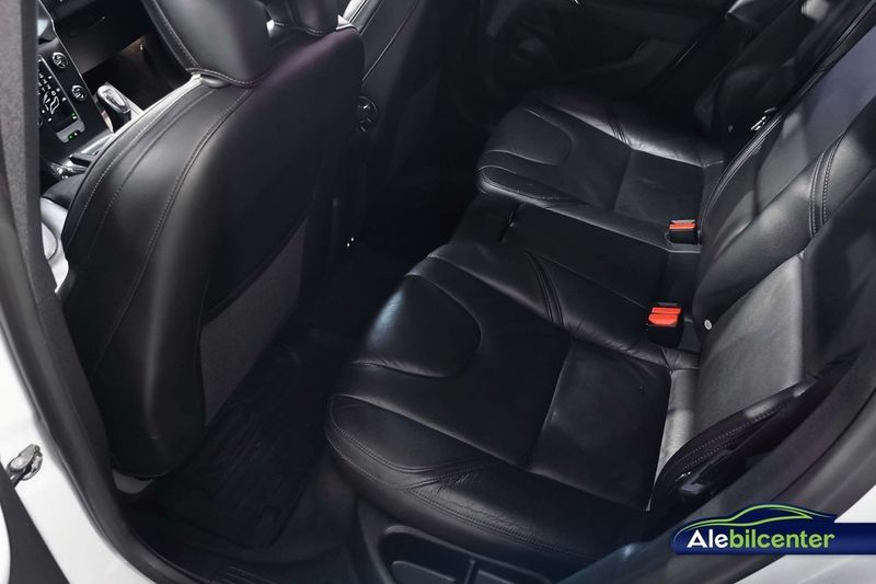 Volvo V40 bild 13