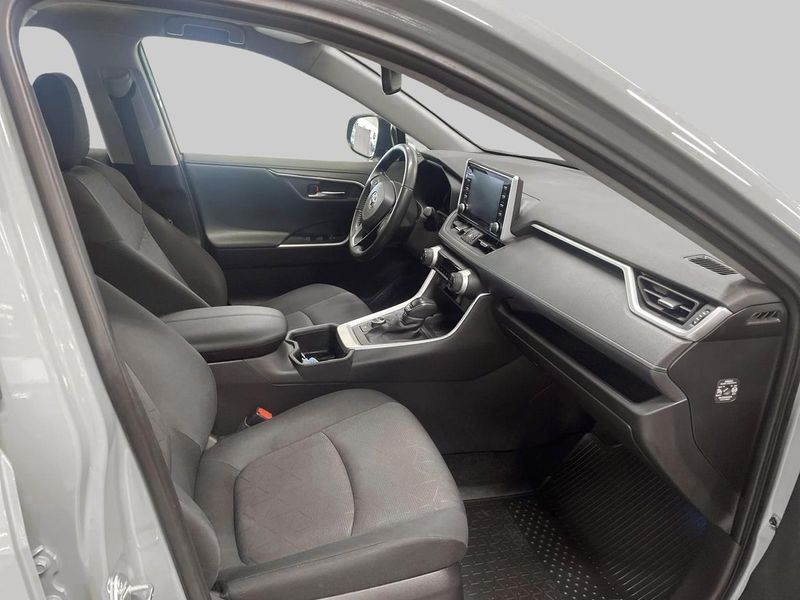 Toyota RAV4 bild 10