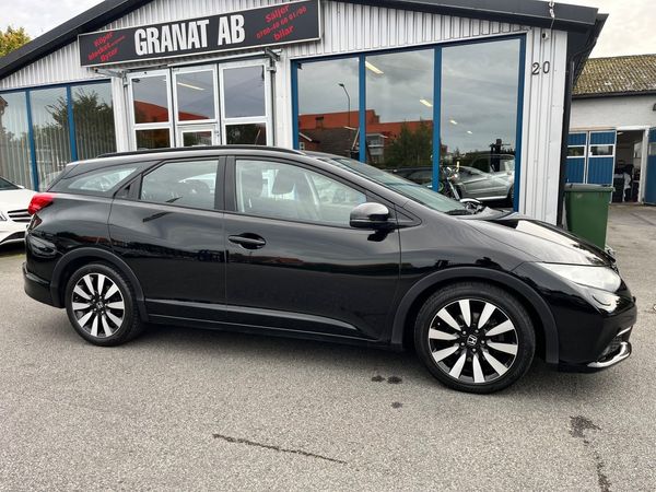 Honda Civic T 1.8 i-VTEC 142HK Sport 1-Ägare - 2014
