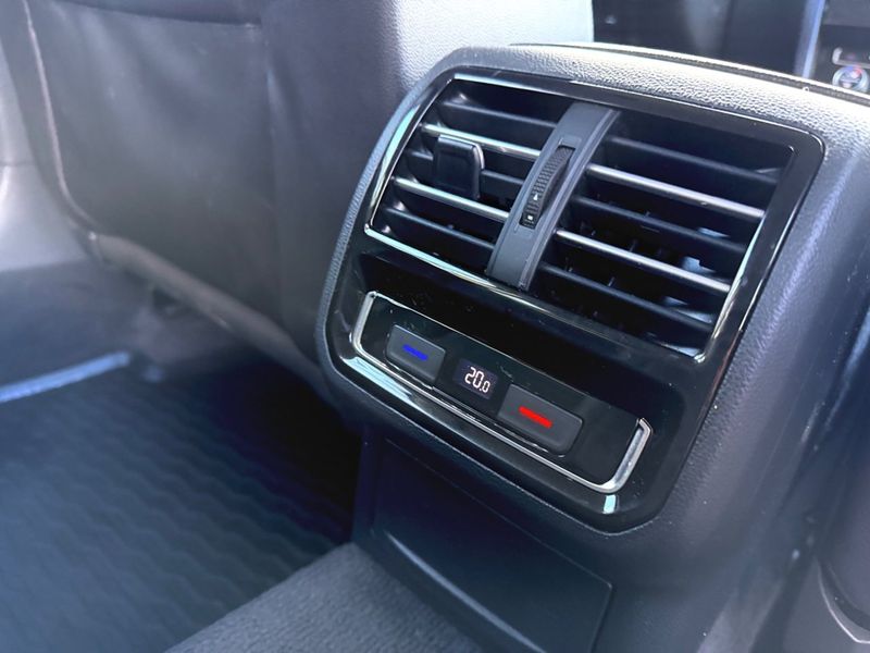 Volkswagen Passat bild 14