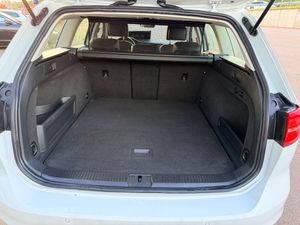 Volkswagen Passat bild 4