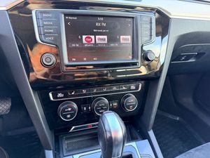 Volkswagen Passat bild 9
