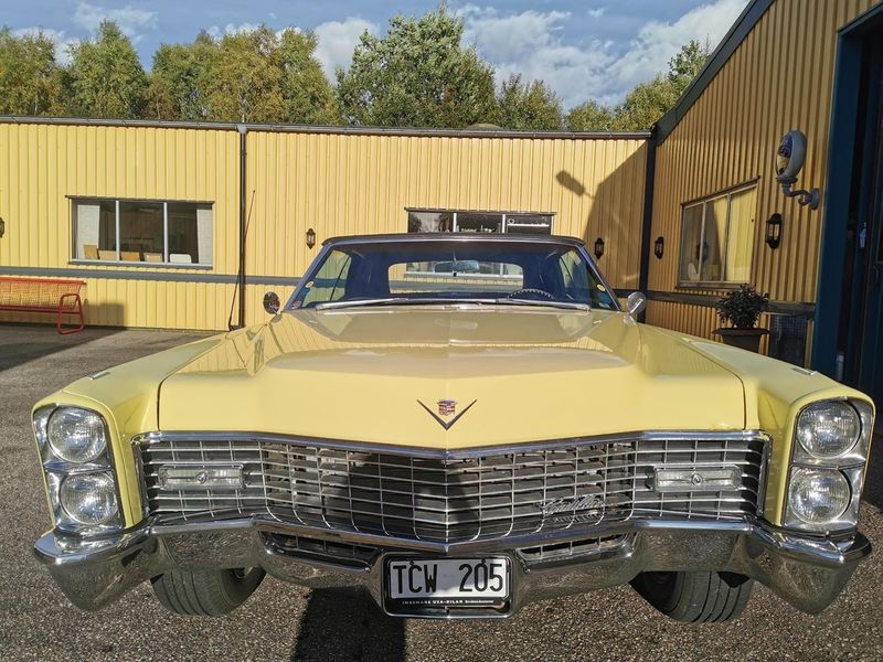 Cadillac DeVille bild 2