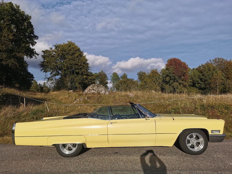 Cadillac DeVille bild 17